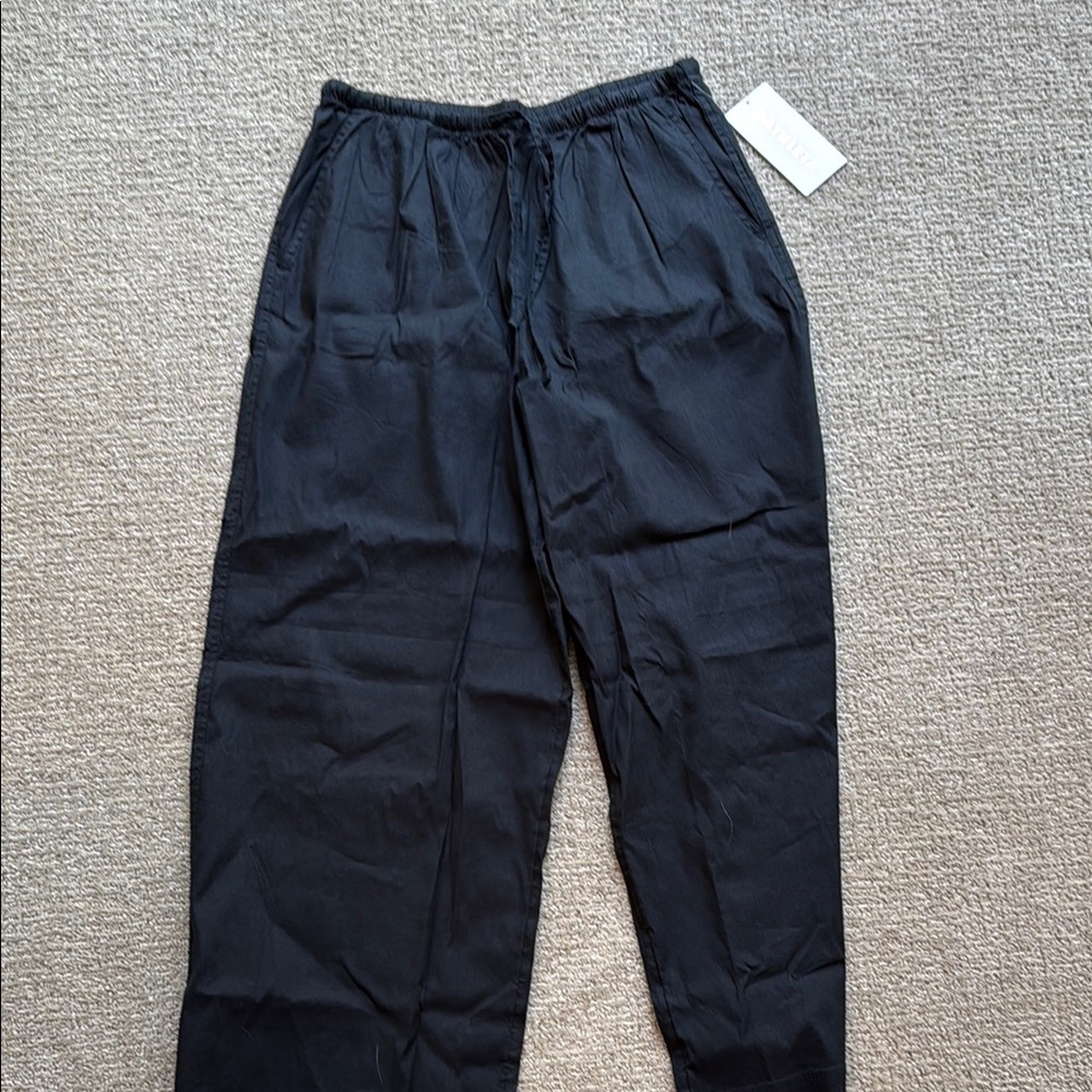 Black women’s Pants